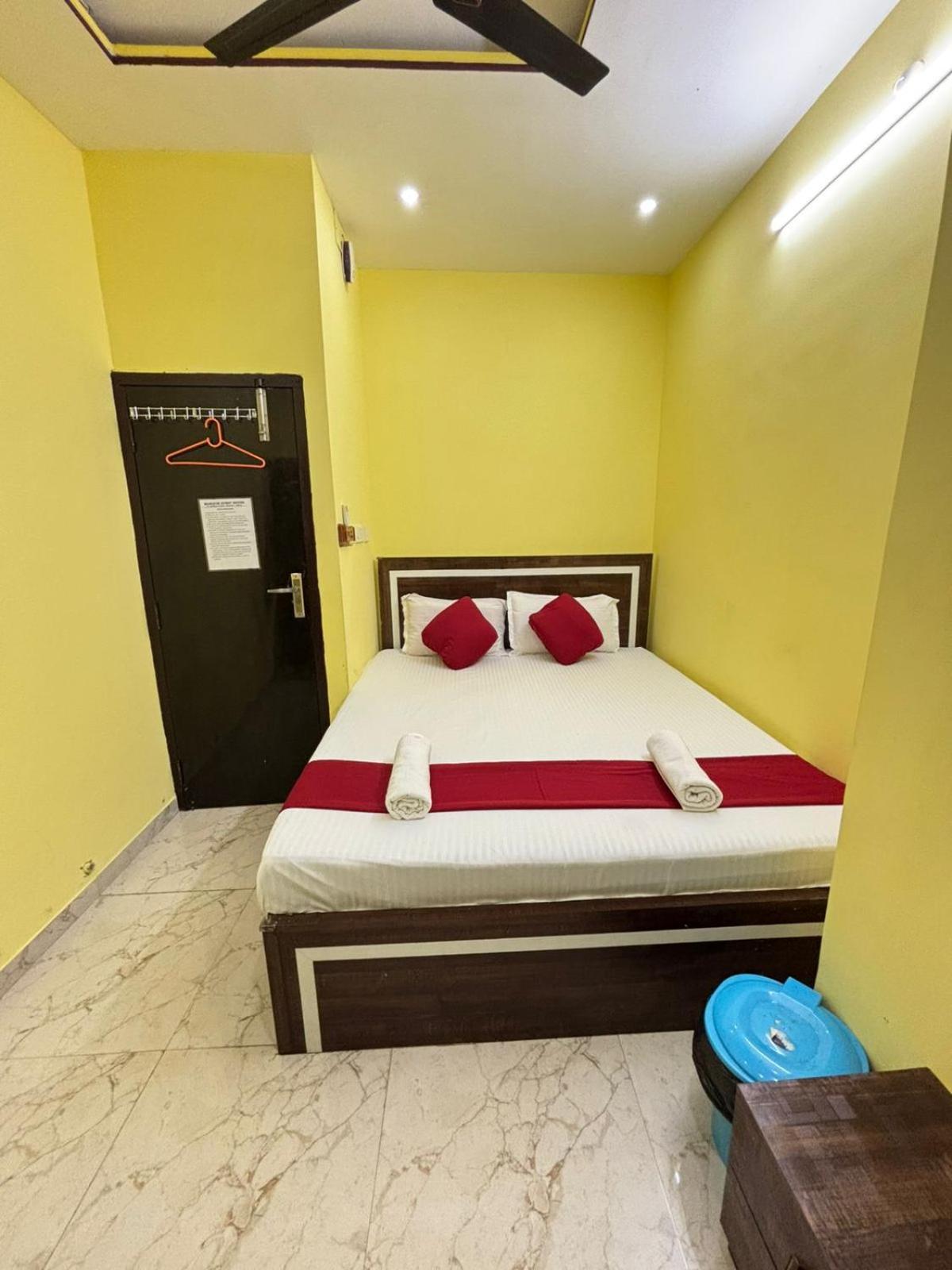 כלכותה Hotel O Marquis Guest House מראה חיצוני תמונה